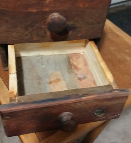 Vintage-Small shaving Vanity/cabinet w/mirror & drawers.see pics for condition - Picture 3 of 12