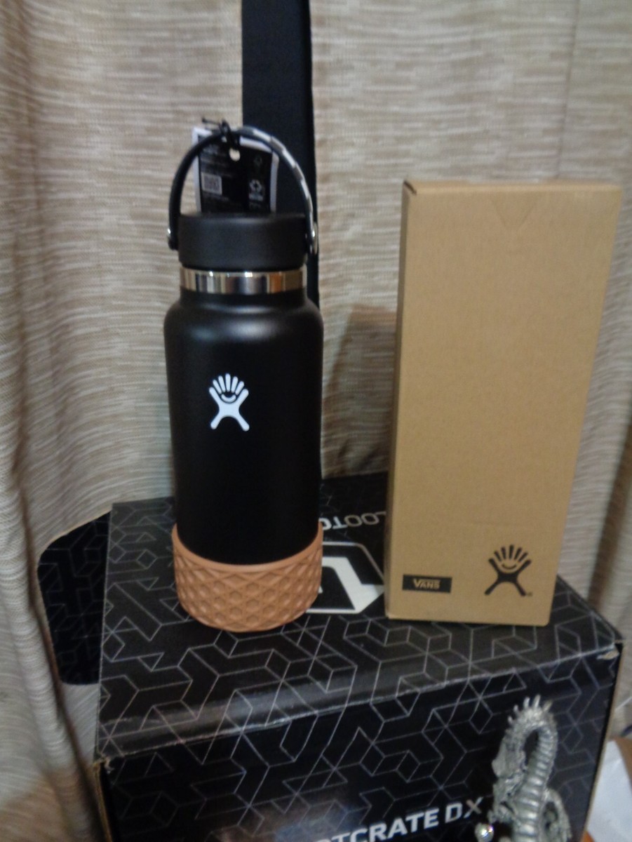 のり☺︎ 激レア‼️限定版VANS × Hydro Flask Hydro Flask x Vans just got delivered : r/Vans