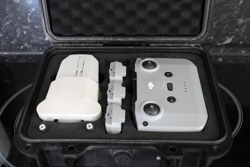 DJI Mini 2 4K Drone Bundle – 3 Batteries – Hard Case – Excellent Condition – UNB