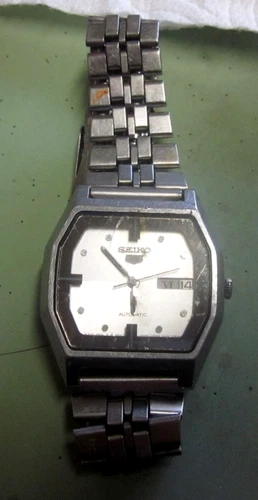 Vintage Seiko 5 Automatic Watch 6309-5630 Bezel Day Date For Parts Repair