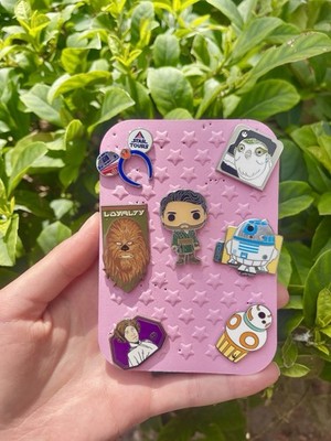 Star Wars Themed Disney Pin Bundle Comes With All Pins And Some Goodies!