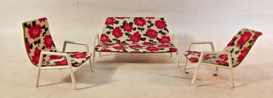 Lot Puppenstubenmöbel Puppenstube Balkon Terrasse Sonnenschirm Möbel DDR 70er - Bild 4 von 4