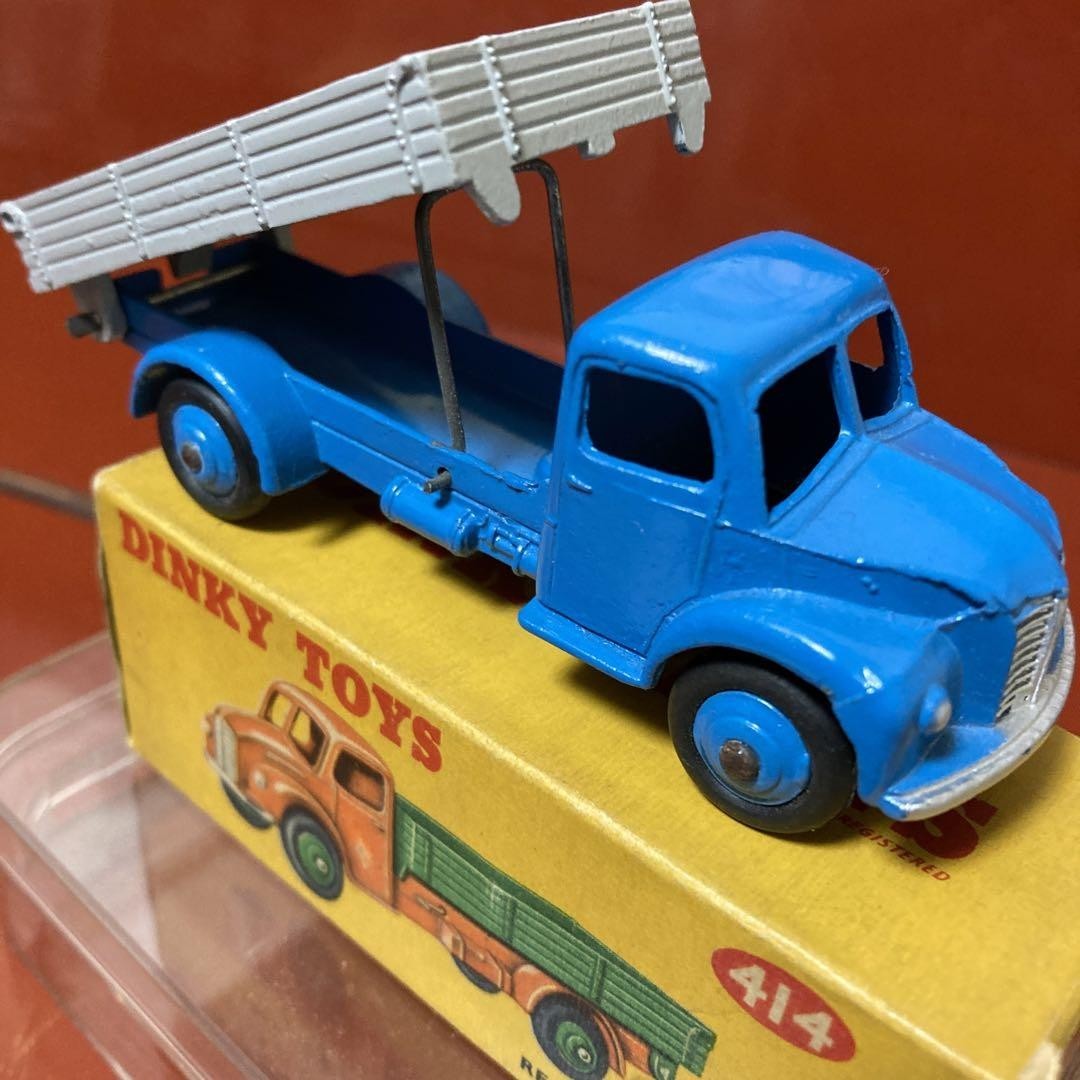 Dinky Toys 414 青いリアティッピングワゴン Dinky Toys 414