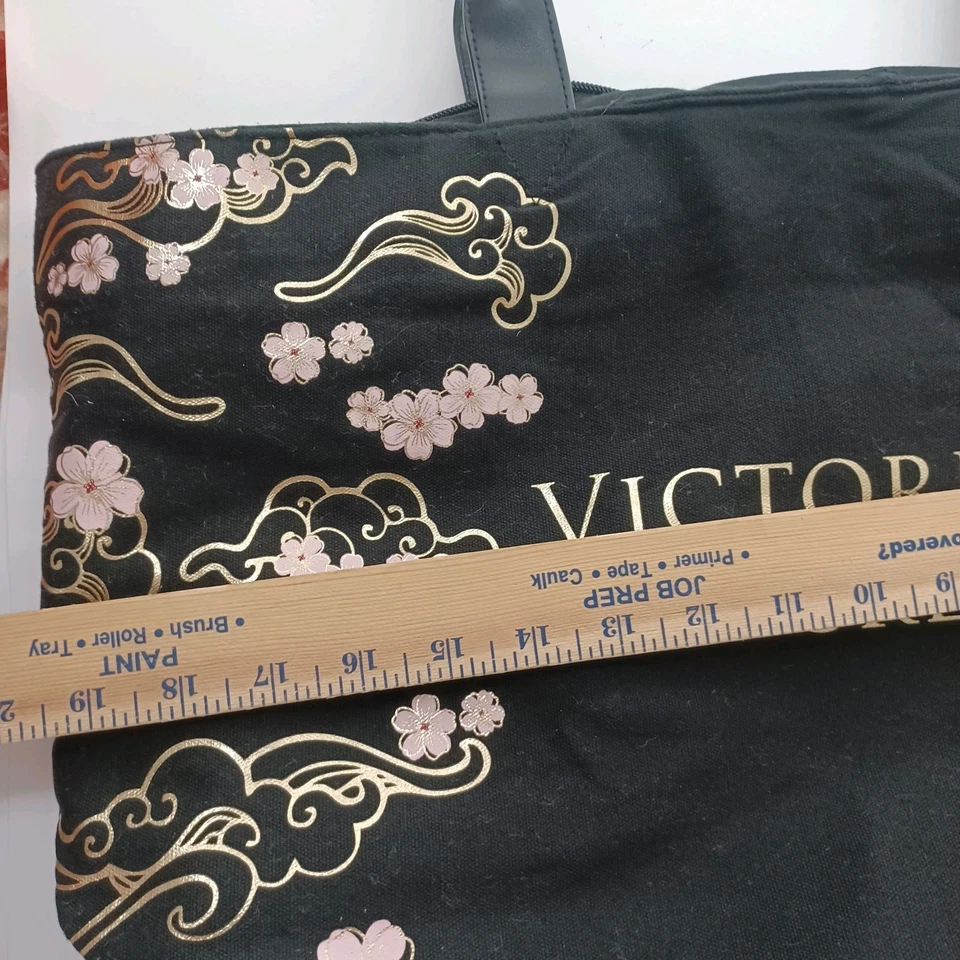 Victoria's Secret Large Tote Bag Black Zipper with Shoulder Strap - Image 2 of 4