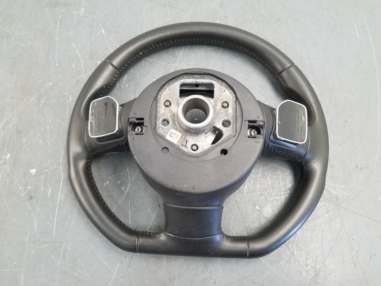 2011 Audi R8 Spyder V10 Leather Steering Wheel / Paddles #0472 J7