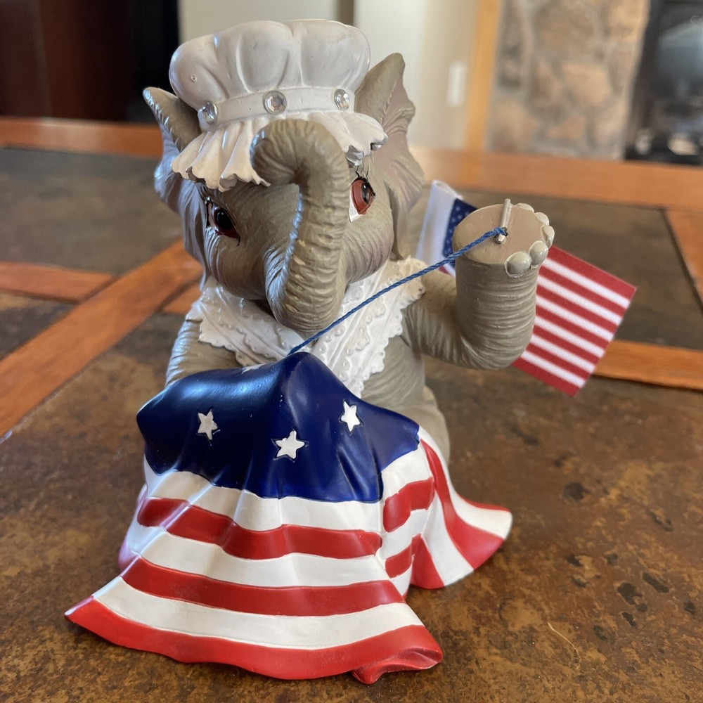 Peanut's Salute to America Collection Elephant Figurine 2011