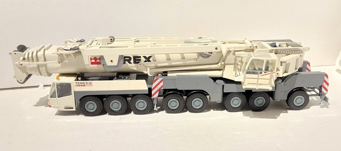 TEREX AC 1000 クレーン模型 1/50スケール TEREXテレックス AC1000 伸縮ブーム式 オールテレーンクレーン