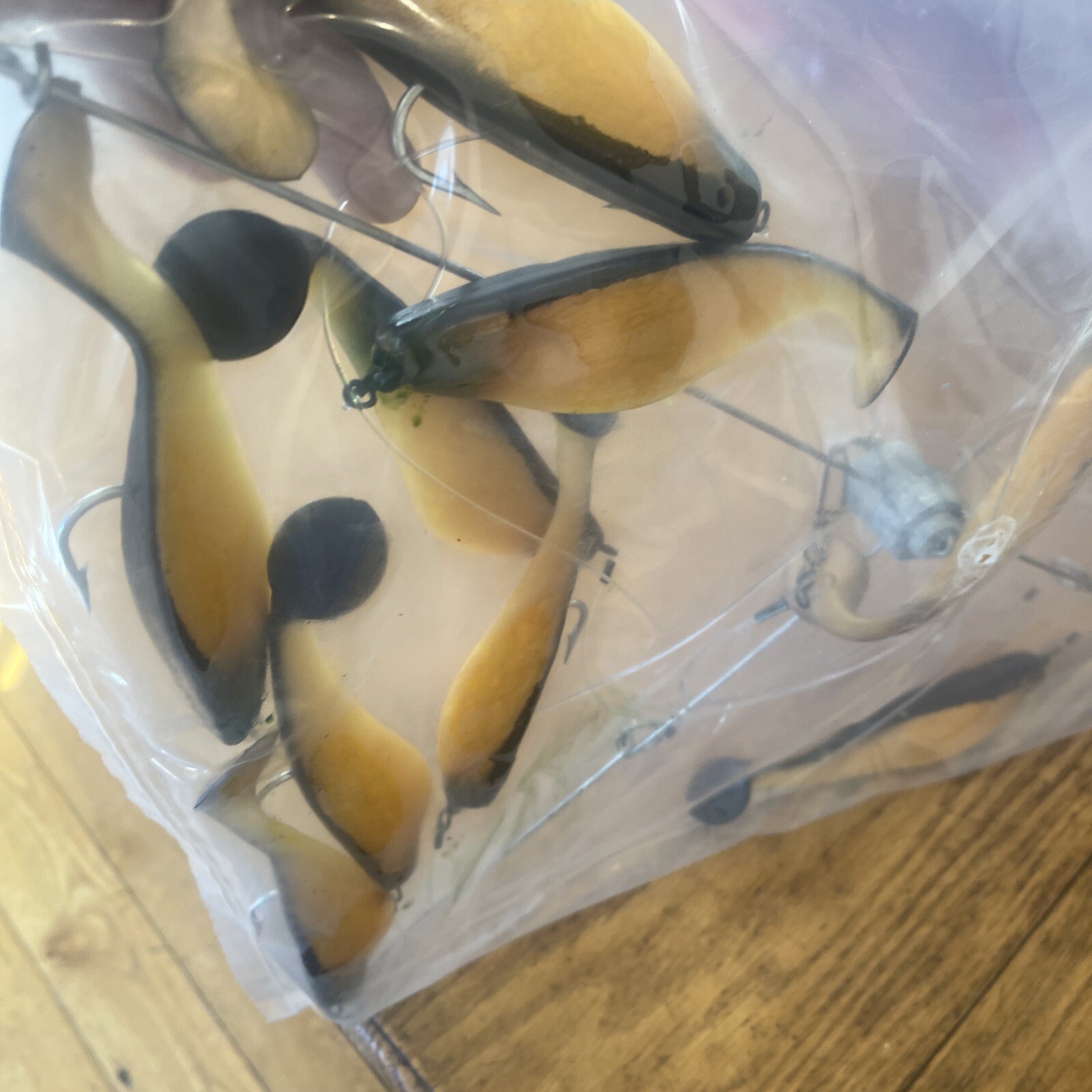 9” Umbrella Rig 4 Arm 11” With 6” Shad (9) Pearl Black 8/0 Hook Mustad New Pkg - Image 17