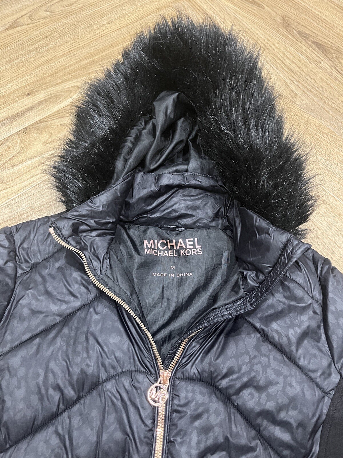 Michael Kors Removable Fur Hood Rose Gold Zip Black Padded Coat Women’s M thumbnail 7