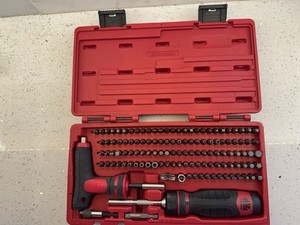 Mac Tools 123-PC. 1/4" Mac-Grip™ Ratcheting Hex Bit Driver Set SBDR123SA