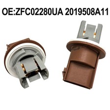 Easily Replaceable 2PCS Car Turn Signal Holders ZFC02280UA For Your For Ford