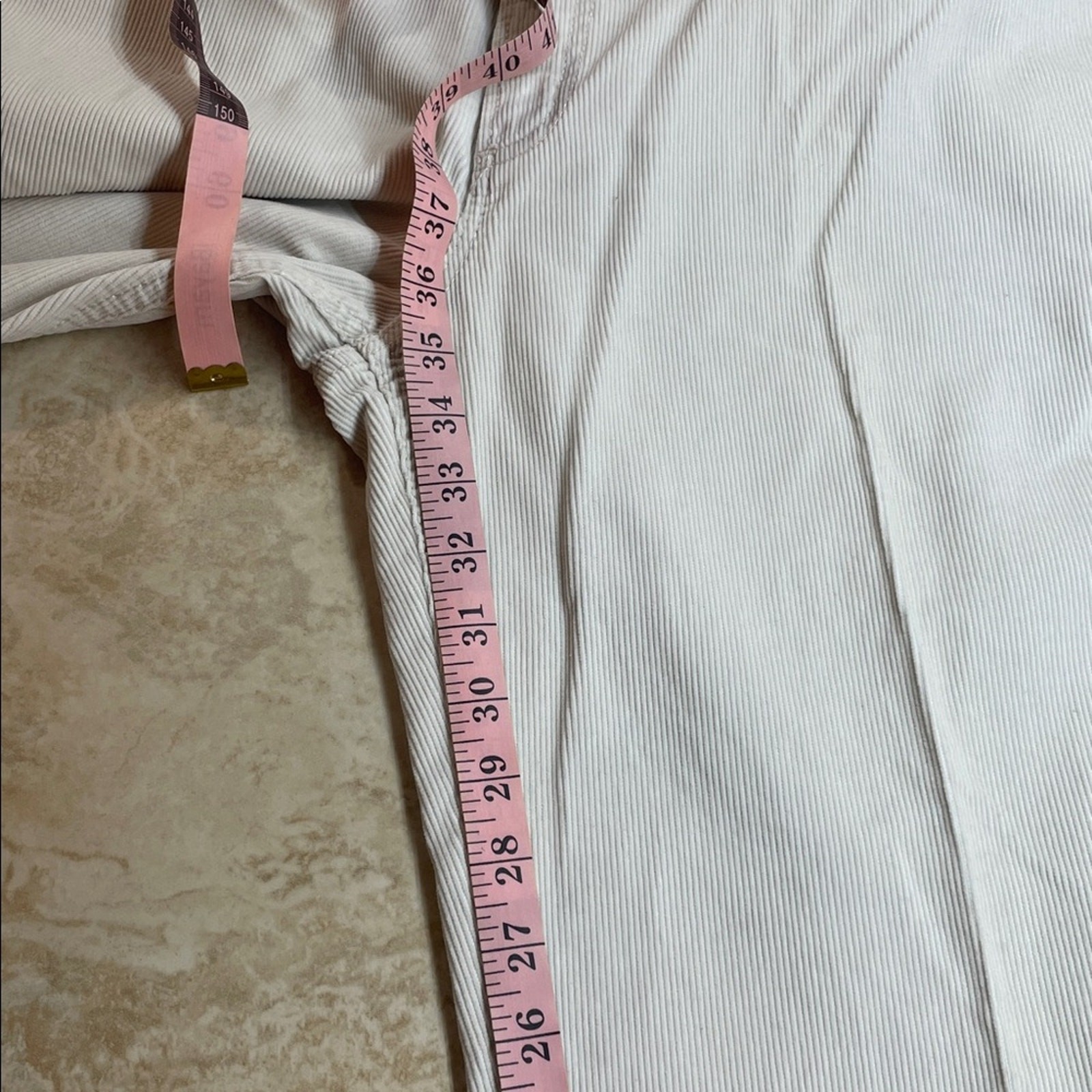 Lands’ End Men’s 36 Corduroy Pants Relaxed Fit Slightly Tapered Leg 100% Cotton