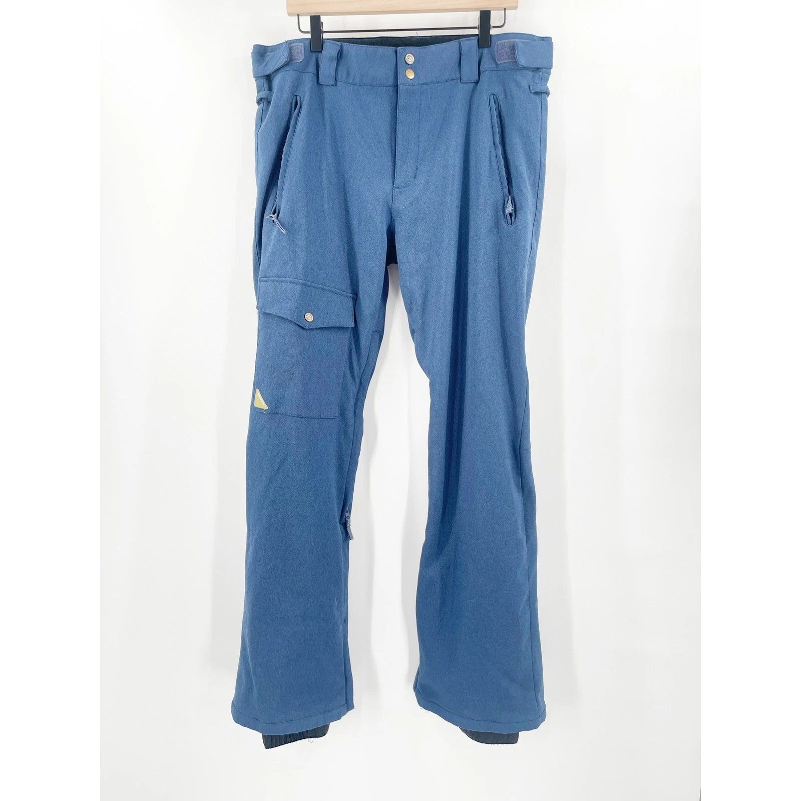 QUIKSILVER Utility Pants Slim Fit XL Blue Black Snowboarding Winter Sports Ski
Opens in a new window