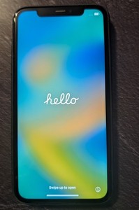 📱 iPhone 11 schwarz 64 GB – sehr guter Zustand