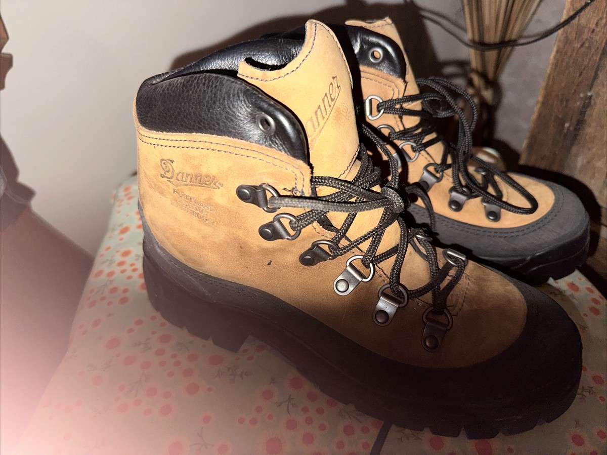 Danner Combat Hiker Boots Men’s 5 Danner Combat Hiker Mens Size 6.5W Special Forces Leather  main image 2