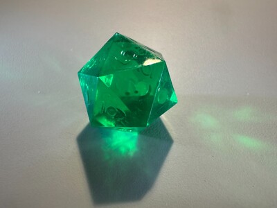 HTF Vintage Gamescience + Precision Sharp Edges Gem Emerald Green D20 OOP