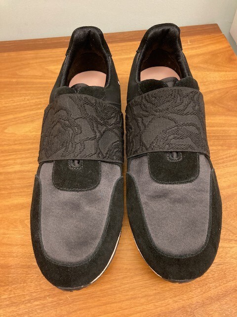 Taryn Rose Women's Black Suede and satin Slip-on Shoes/Sneaker, sz