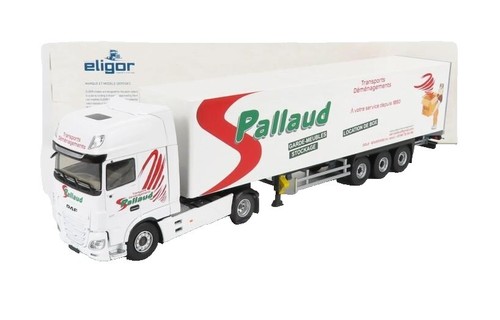 Road Kings 1982 DAF 3300 Space Cab White/Blue 1:18 LE 700pcs*Brand