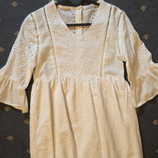 ESQ Damen Kleid kurz weiß Baumwolle Spitze R...