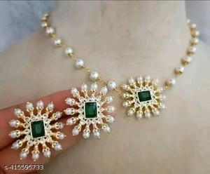 Authentic Indian Bollywood Designer Gold Plated Jewelry Necklace Earring Set