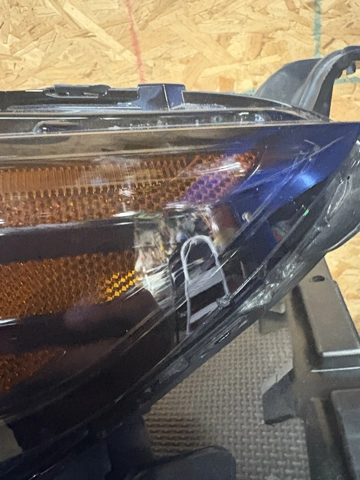 Faro izquierdo lado conductor LED 2023 2024 2025 HONDA ACCORD* Foto 4 de 4