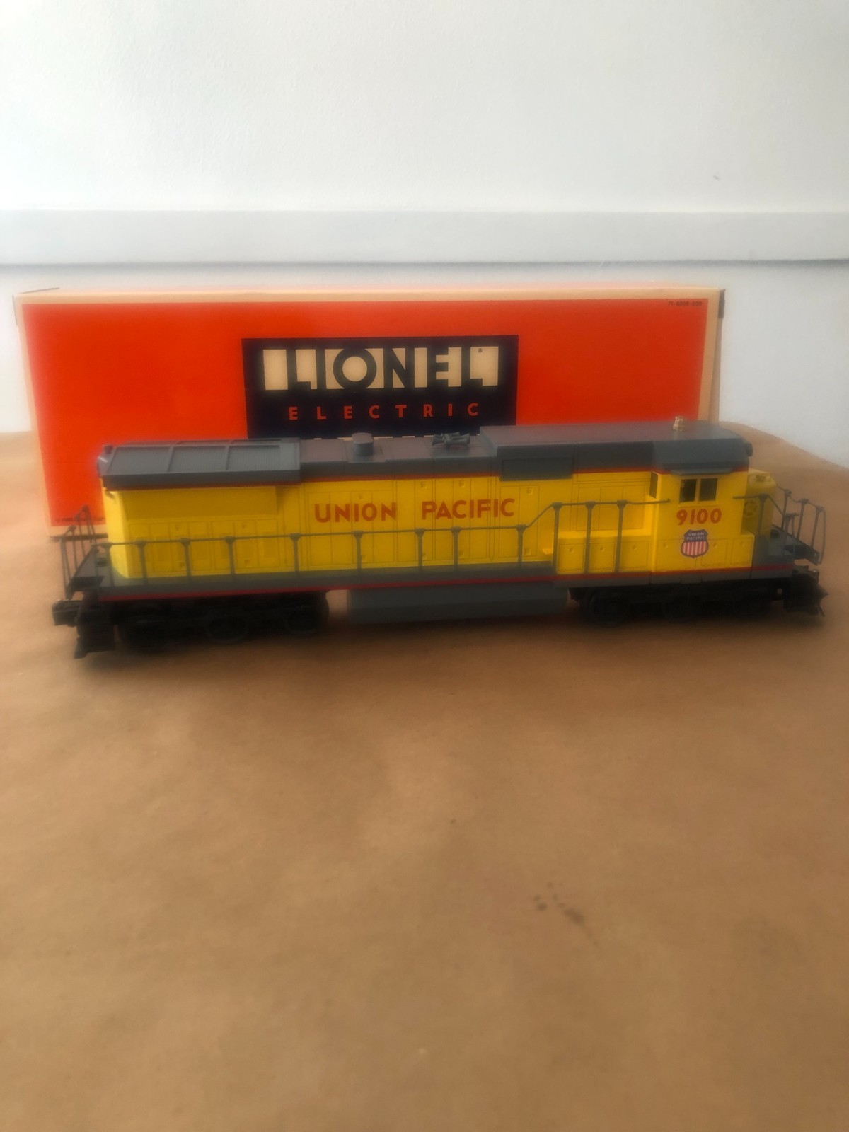 Click here to see eBay Auction