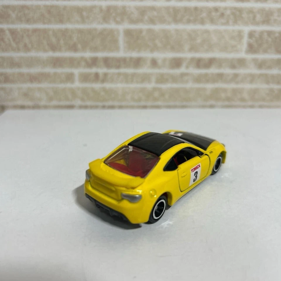 Assembly Factory 6th 86 Body Yellow Interior Red Made Vietnam Outer 3 No46 GK - Image 2 of 4