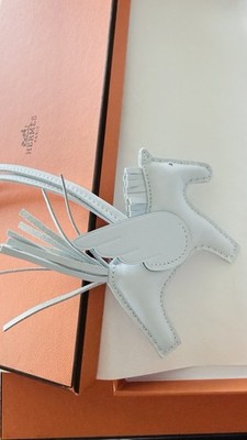 Hermès Rodeo Pegasus PM Bleu Brume Taschenschmuck Taschenanhänger 
