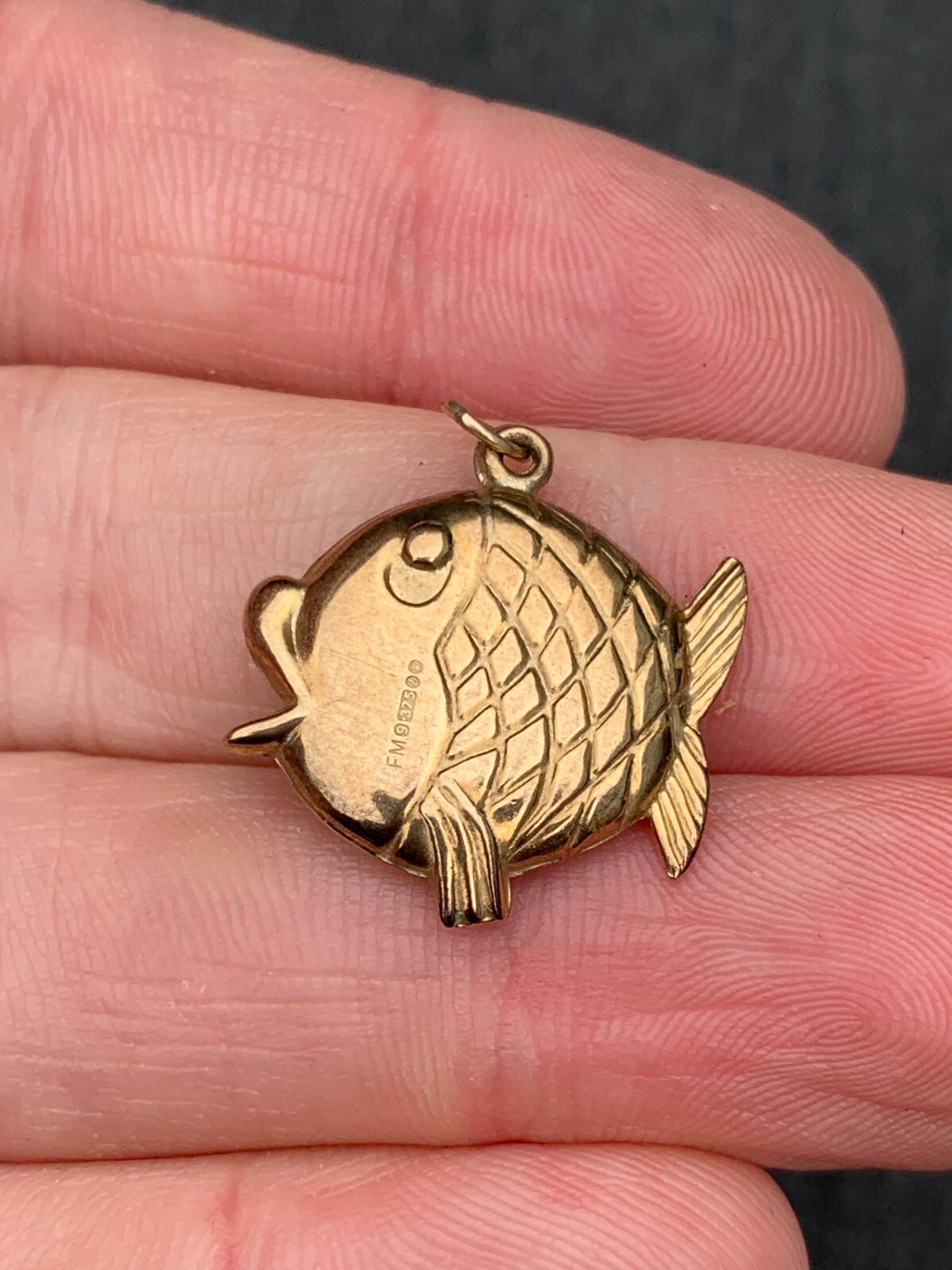 9ct gold novelty gold fish large charm/ pendant, vintage 9k 375 eBay