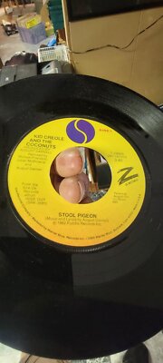 Vintage ''Stool Pigeon'' 1982 single Kid Creole & The Coconuts ZE Great 45rpm