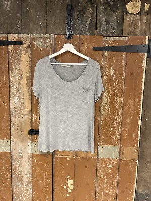 Active Basic T-Shirt Top grau kurzärmelig V-Ausschnitt hell bequem Stretch groß