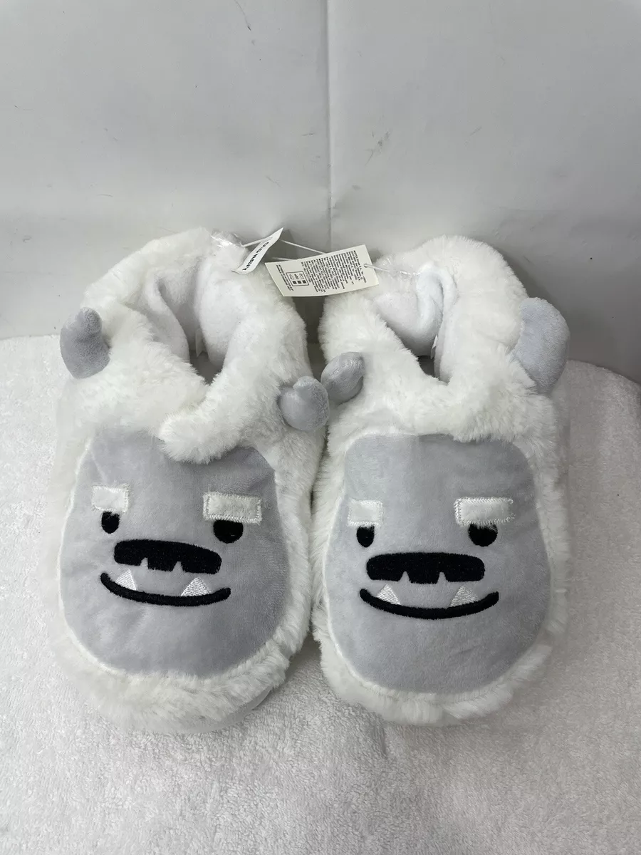 Old Navy White Yeti Kids Size XL 3 4 Critter Slippers eBay