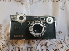 Argus Camera C3 Rangefinder  50 MM F3.5  1950s