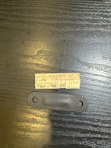 NOS Honda SL175 SL350 XL175 XL250 XL350 XR75 Muffler Lid Cover 18373-310-000