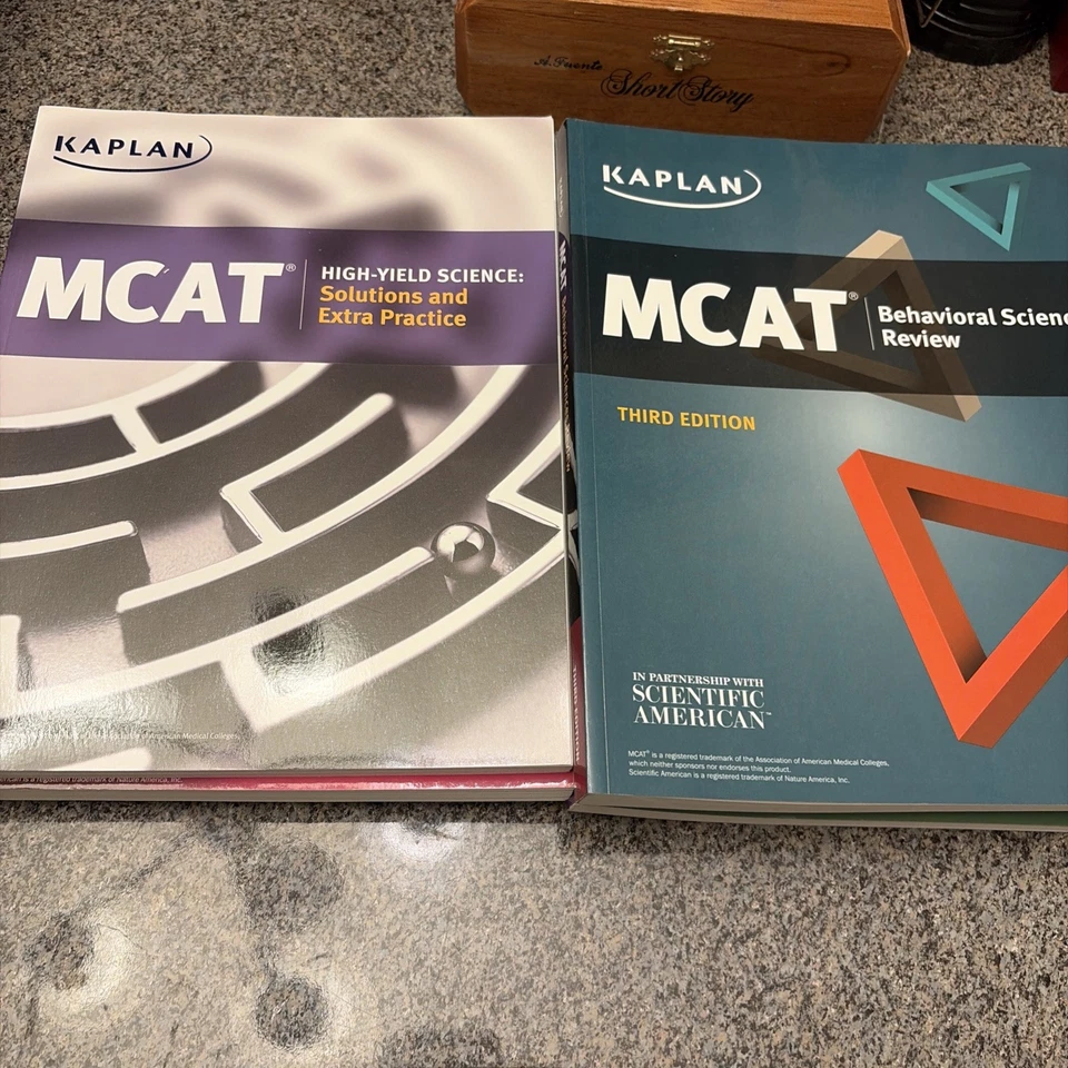 Kaplan MCAT  7-Piece Subject Review Third Ed.   - Image 4 of 4