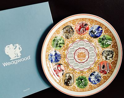 WEDGWOOD MILLENNIUM CALENDAR PLATE 2001