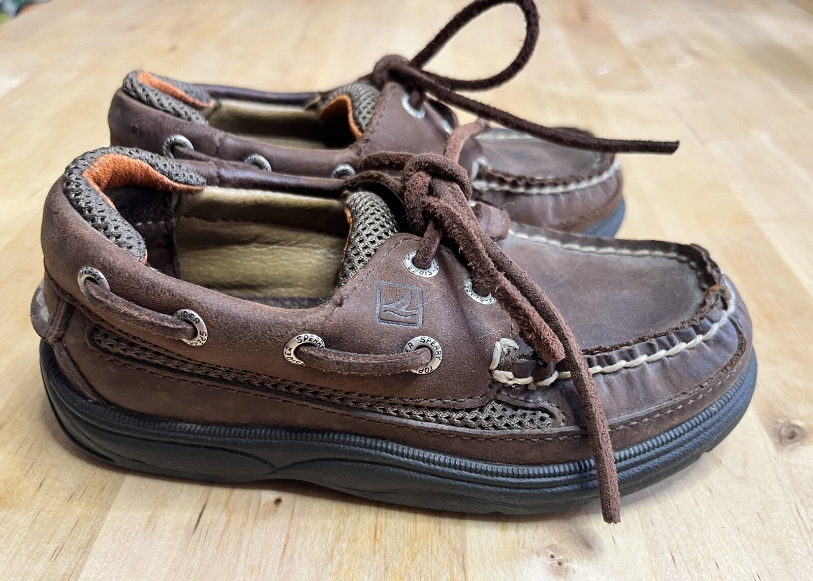 Boat Shoe Brown Leather Sz 8.5 Wide 