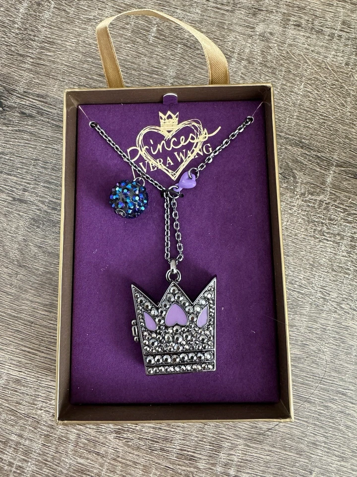 NUEVO EN CAJA Collar CAMPEÓN Corona Princesa Vera Wang 30 Ajustable Foto 3 de 4