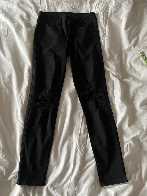 American Eagle Black High Rise Distressed Jeggings Size 6
