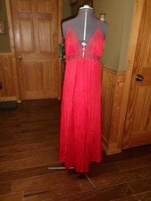 Vintage Kayser Sz Red flowing hem lace bodice gorgeous Lg nightgown