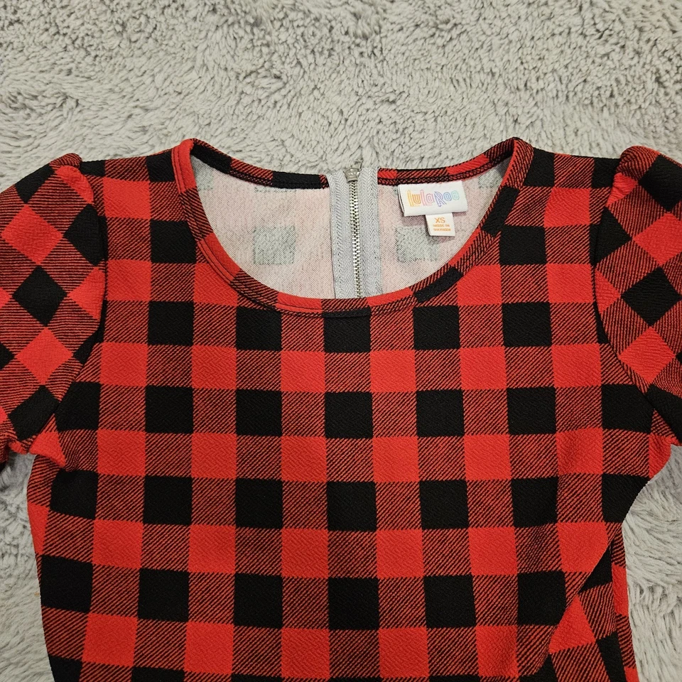 LuLaRoe Xs Buffalo Cuadros Amelia Bolsillos Rojo Negro Vacaciones Midi Patinador Elástico Foto 3 de 4