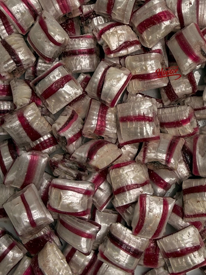 Schoko-Minzkissen Bonbons Handgemacht – Frische Minze trifft zarte Schokolade! - Bild 2 von 4