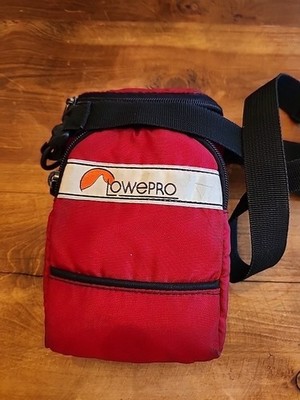 Vintage 1980-90s Red Canvas LowePro Compact Camera Bag Lowe Alpine Systems 