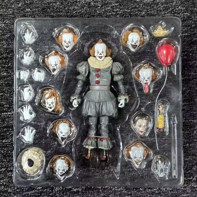 S Ultimate Horror Collectible Mo