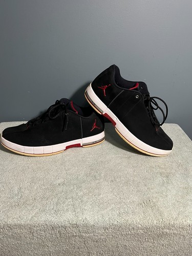 Size 11 - Air Jordan Team Elite 2 Low Bred