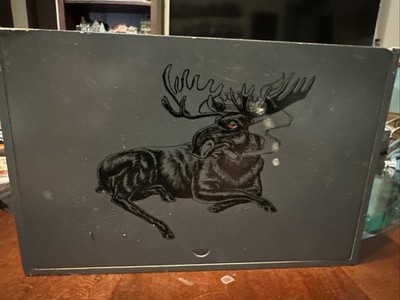 Chillin Moose Wooden  Empty Cigar Box Red/Gray