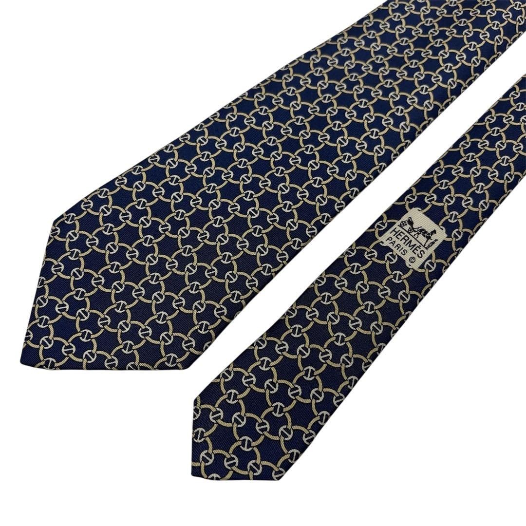 Hermes Tie, Classic Pattern, 9cm Width, Excellent… - image 2