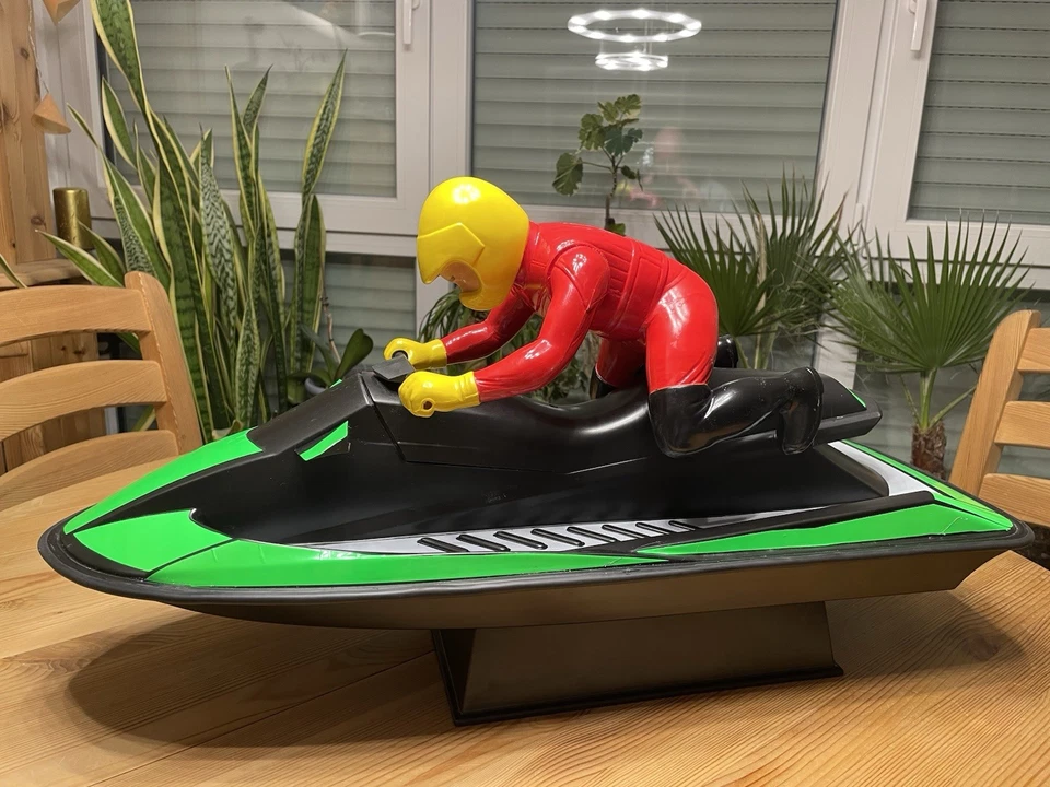 Sea Jet Evolution RC Rennboot Robbe - Bild 2 von 4