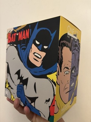 Mezco ONE:12 Batman  Golden Age Batman vs Two-Face 2-Pack   COMPLETE!!