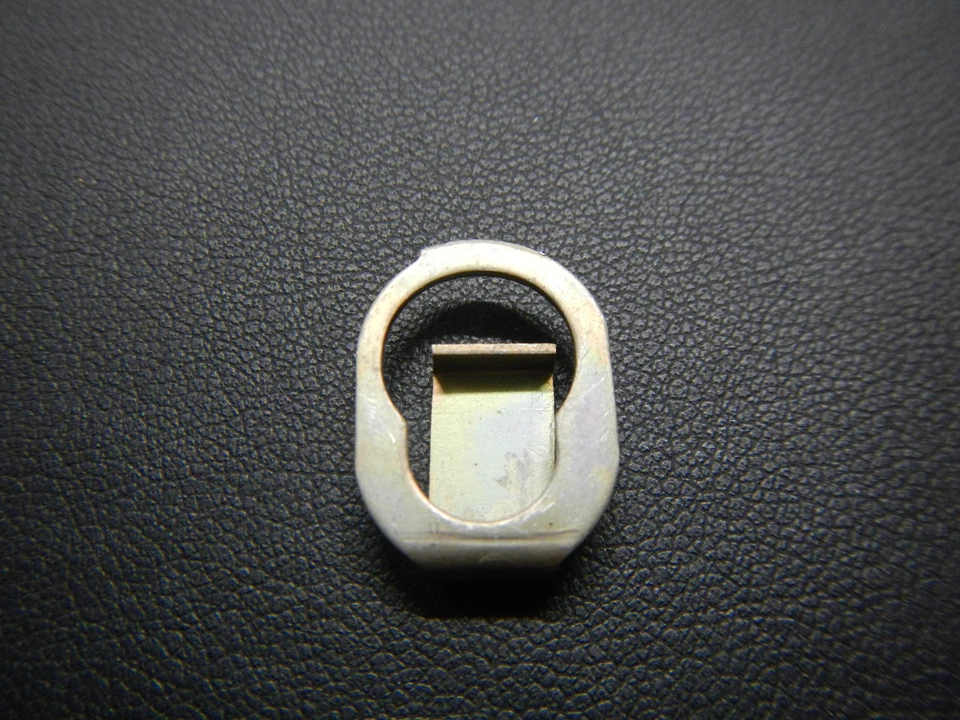 1964 1966 1967 年 Oldsmobile F85 Wiper 手臂固定夹 64 65 66 67 - 全新 — 第 3/4 张图片